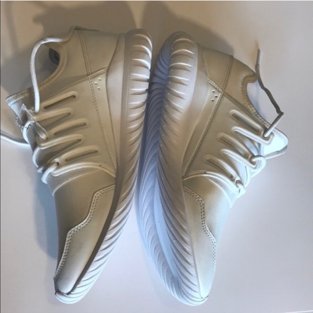 Adidas Tubular